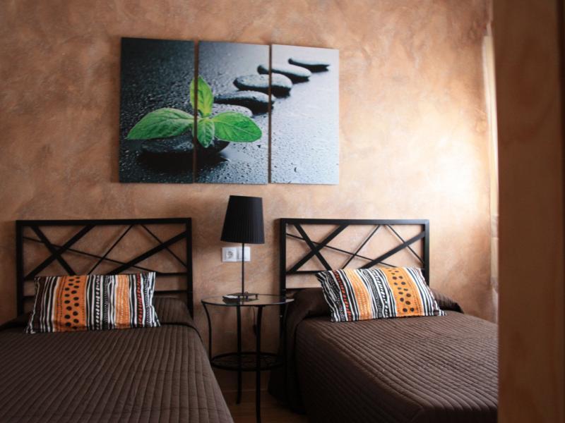 Fuentes de Ebro Hostal Rte. Elena חדר תמונה